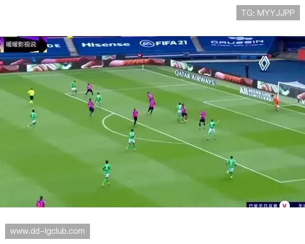 足球智多星带你深入剖析赛场瞬息变化揭示胜负背后的智慧奥秘